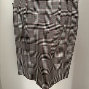 Classic Black and White Plaid Skirt